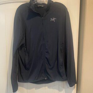 Arc'teryx Kyanite LT Jacket – Men’s Medium – Navy Fleece Full-Zip
